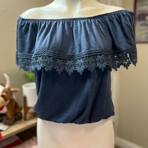 Off the shoulders Blouse